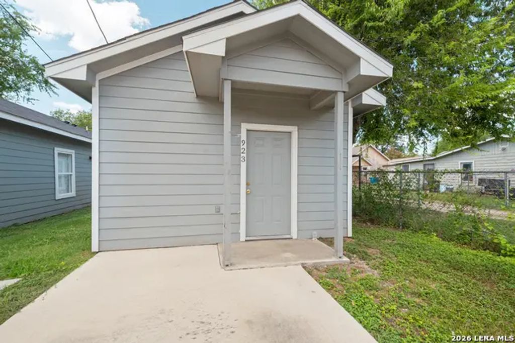 923 S San Joaquin Ave, San Antonio