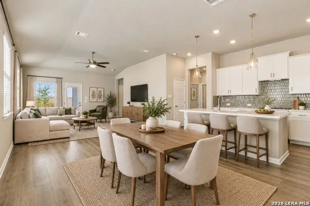 14323 Walker Bnd, San Antonio