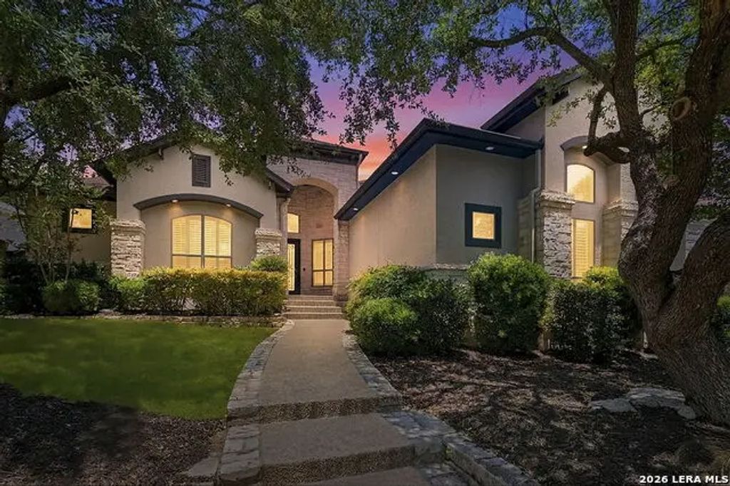 1911 Far Niente, San Antonio