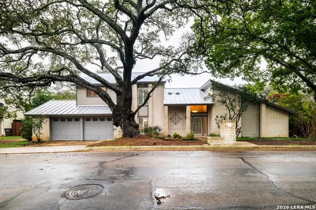 318 Country Wood Dr, San Antonio