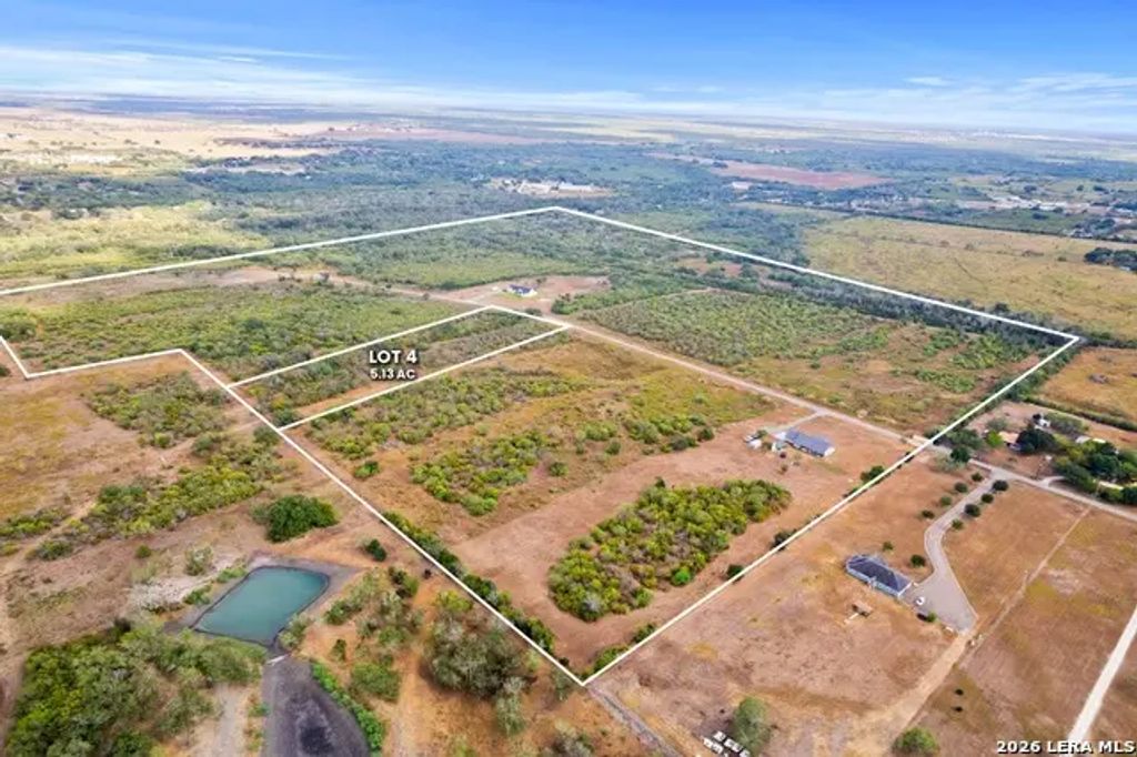 Paisano Trail Lot 4, Beeville