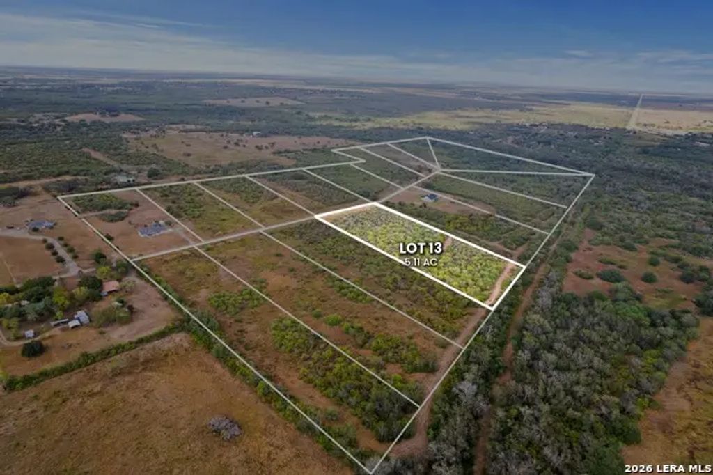 Paisano Trail Lot 13, Beeville