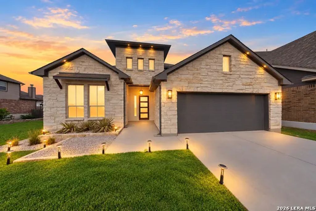 3225 Mountain Mint, New Braunfels
