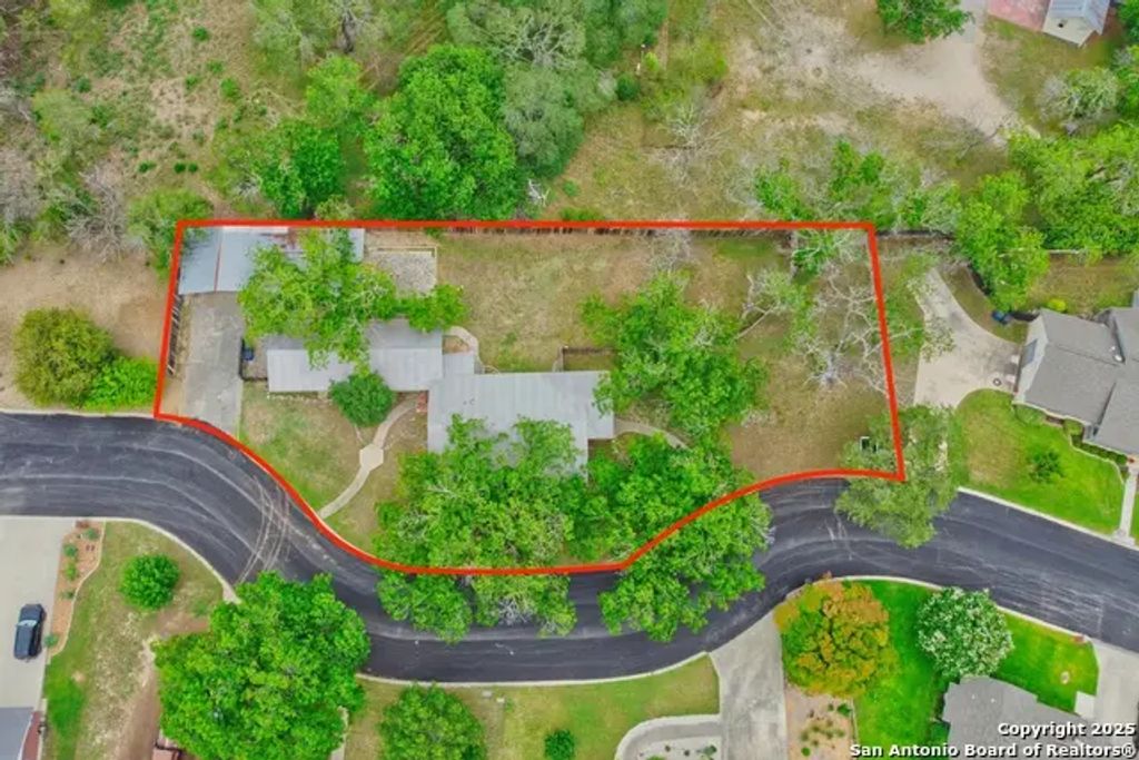 8 Wildwood Trl, New Braunfels