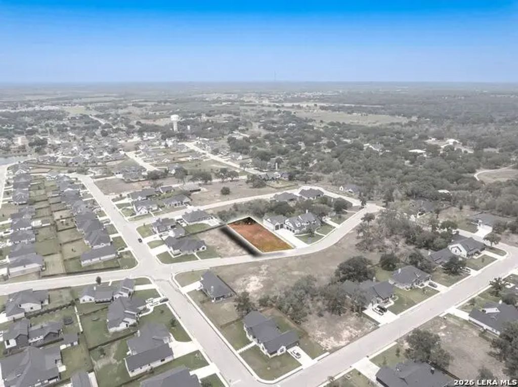 117 Chinaberry Hill, La Vernia