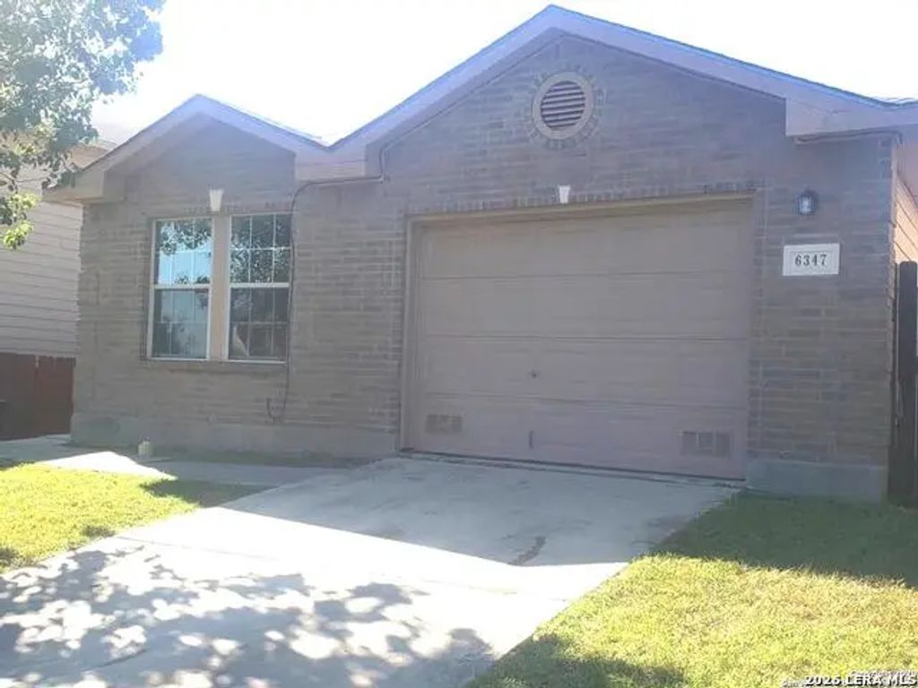 6347 Wild Flower Way, San Antonio