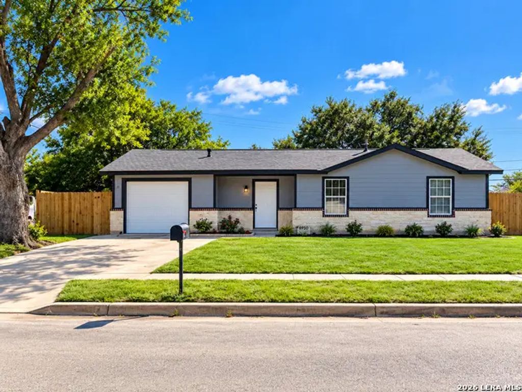 6930 Apple Valley, San Antonio