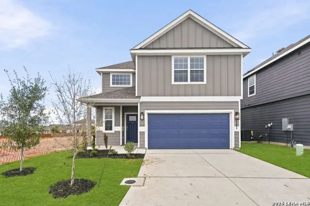 13640 Helton Pass, St Hedwig