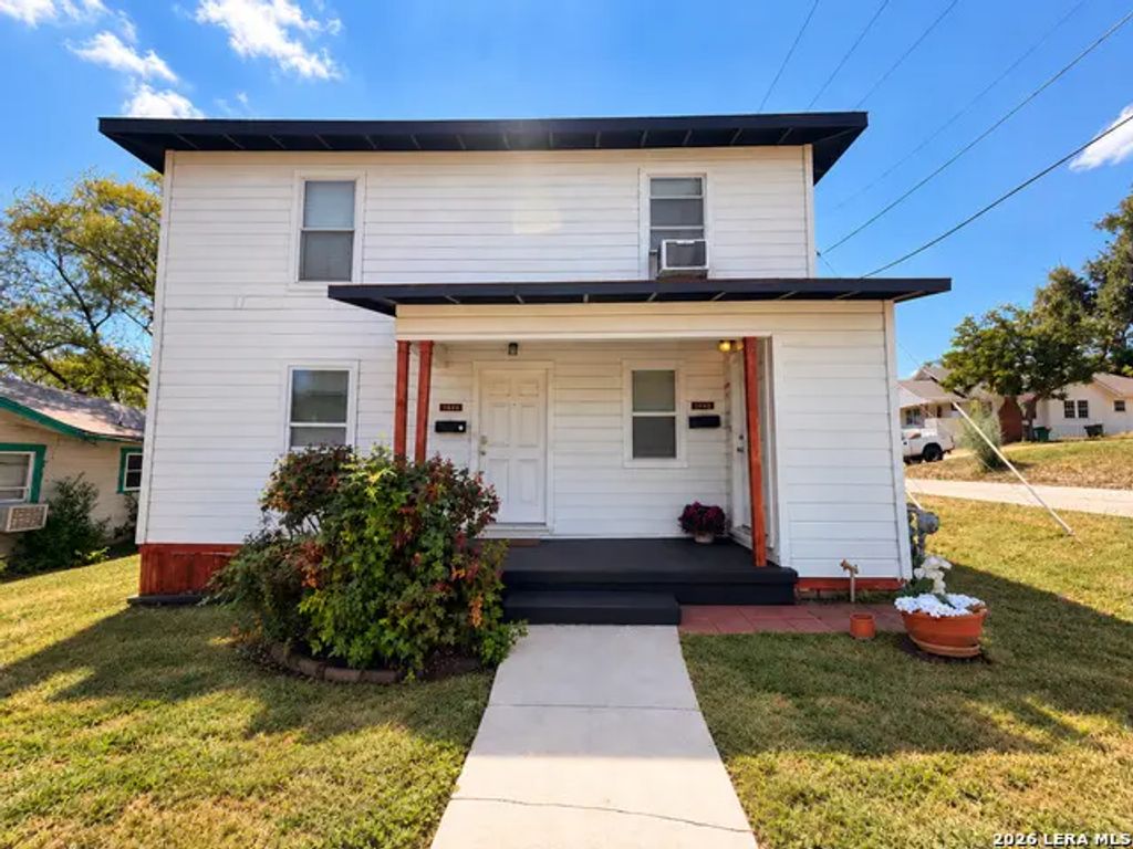 1448 W Summit Ave, San Antonio