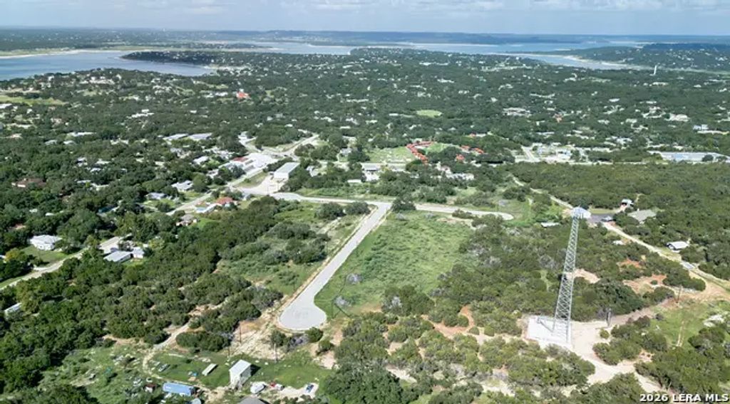247 Sliprock Dr, Canyon Lake