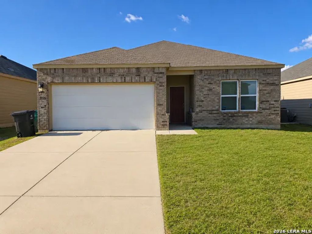 2135 Dry Moss Pass, San Antonio