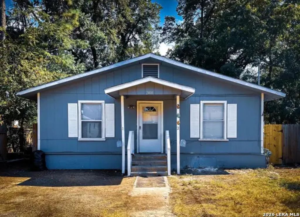 2406 Lee Hall, San Antonio