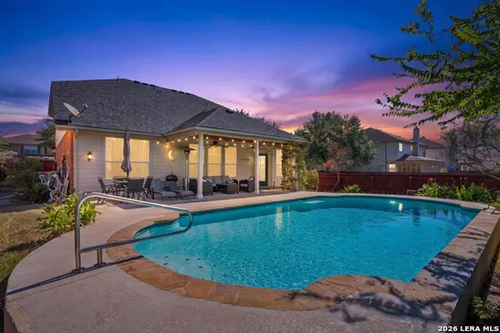 156 Crimson Tree, Cibolo