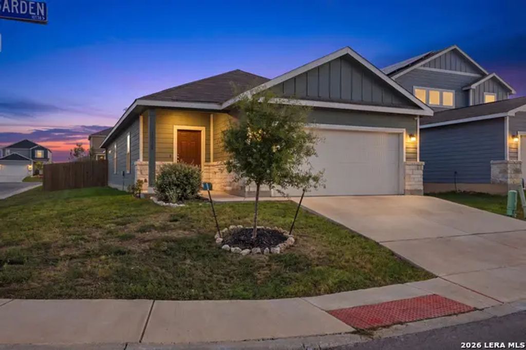 10738 Gilmore Gdn, Converse
