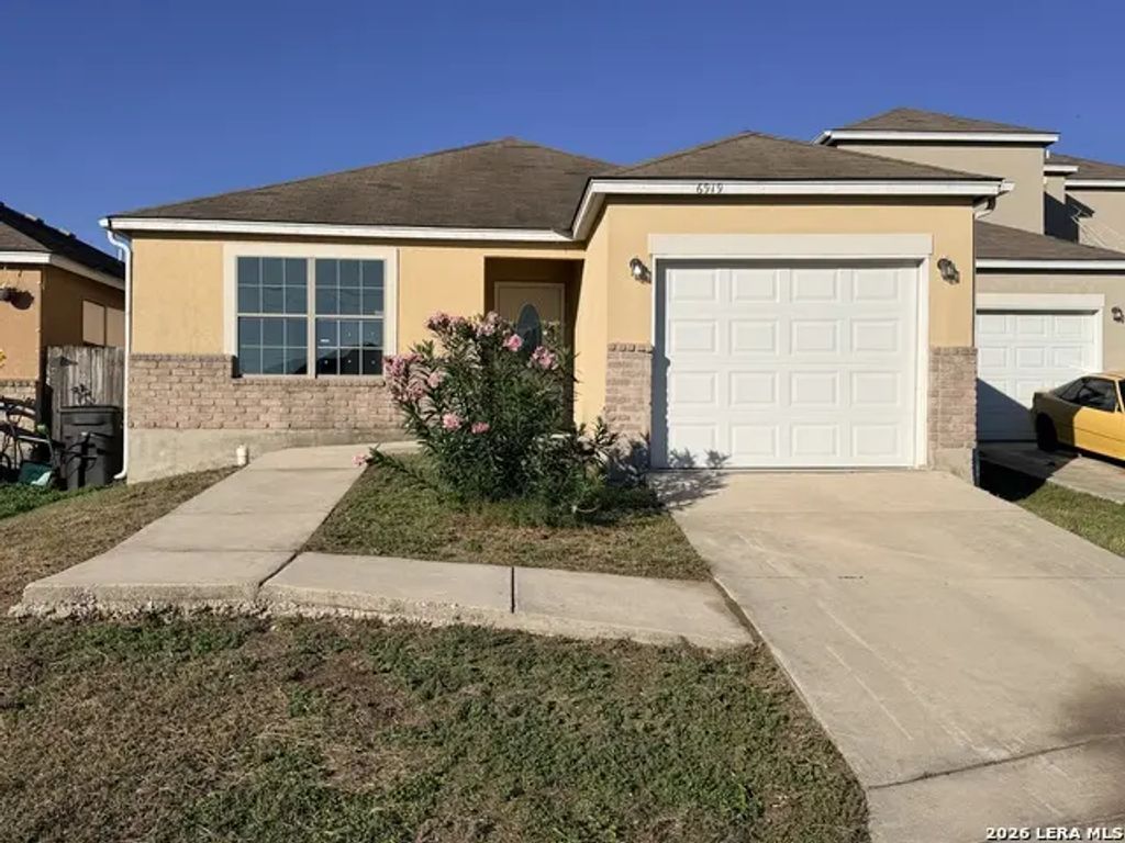 6919 Hallie, San Antonio