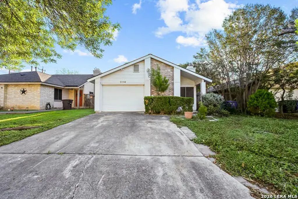 8118 Laurel Bend, San Antonio