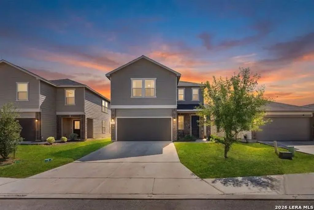 4646 Nightstar, Von Ormy
