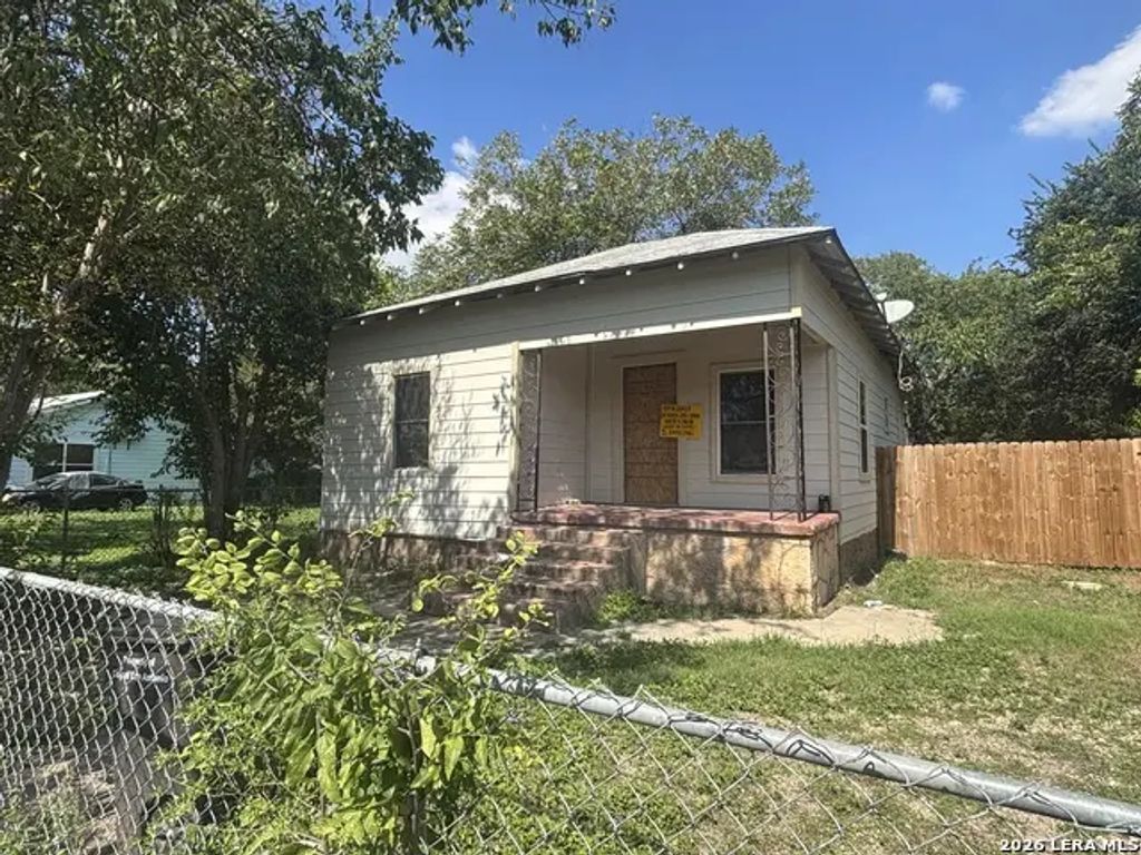 1019 Center St, San Antonio