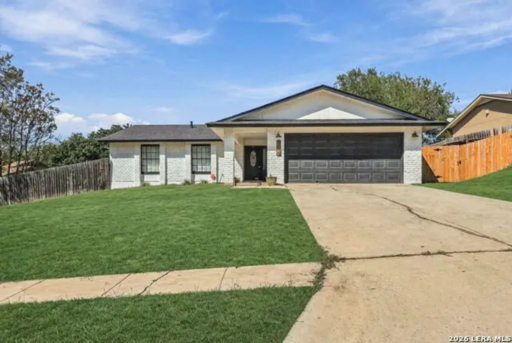 9719 Quicksilver Dr, San Antonio