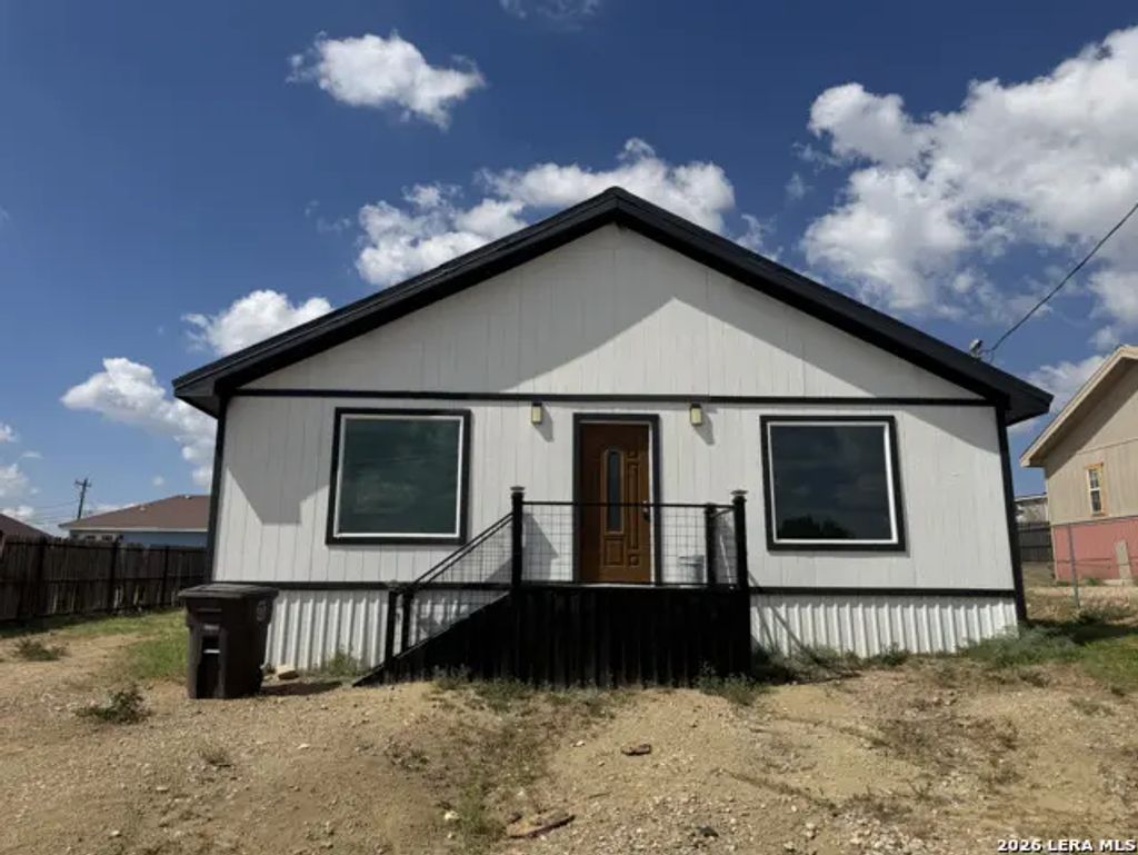 99 Park, Eagle Pass