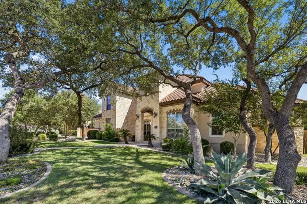 210 Persimmon Pond, Shavano Park