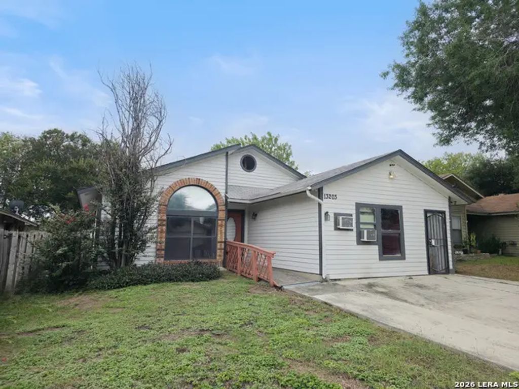 13203 Larkplace Dr, San Antonio