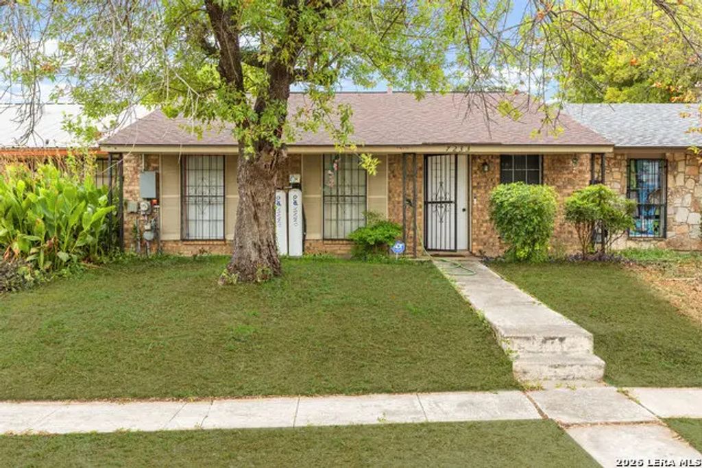 7233 Glen Bay, San Antonio