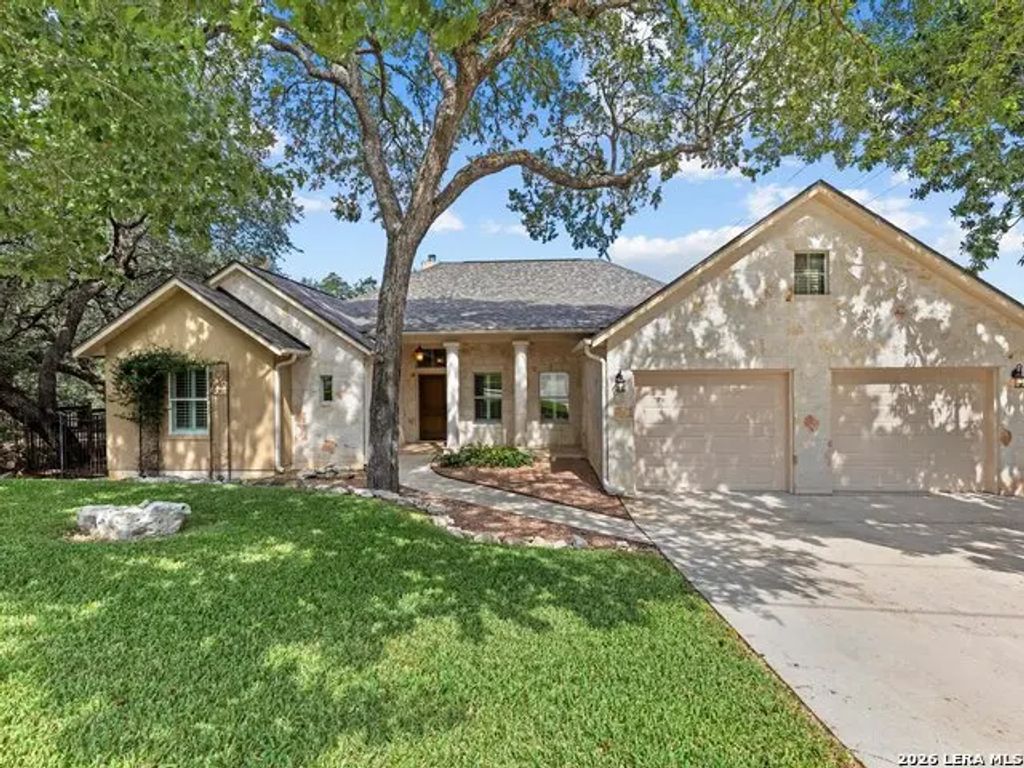 423 Elmwood, New Braunfels