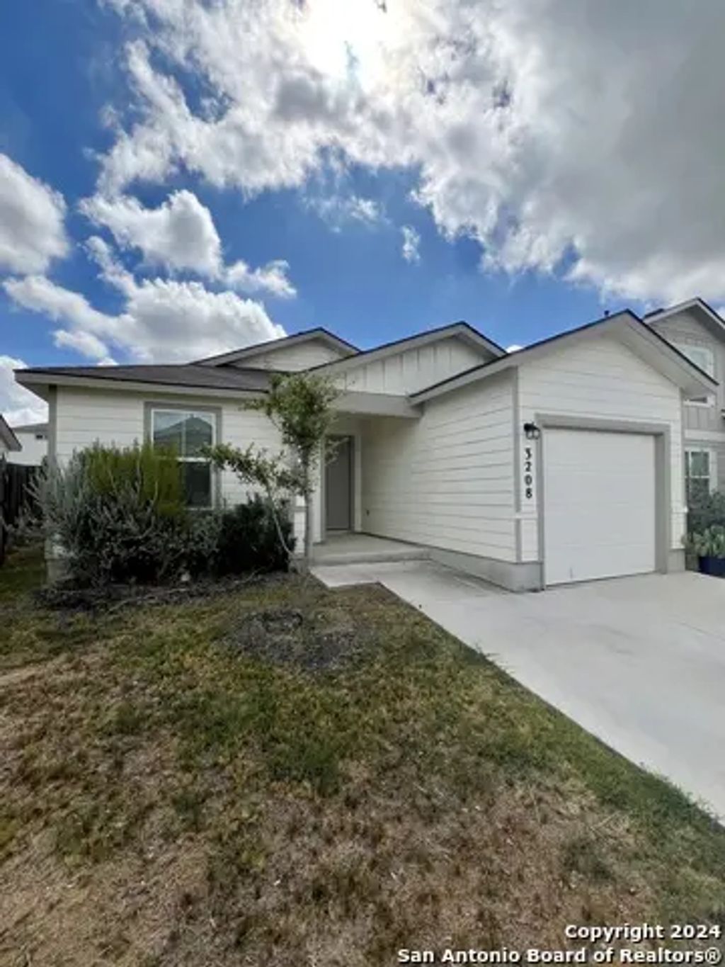 3208 Onion Creek, San Antonio