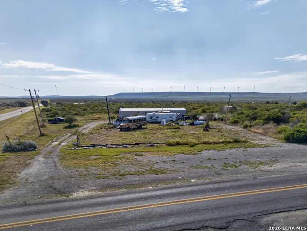 16414 Fm 1572, Brackettville