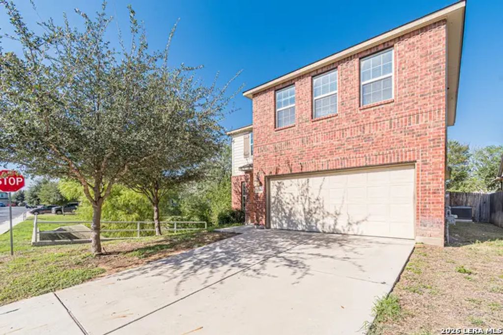 7327 Independence Way, San Antonio