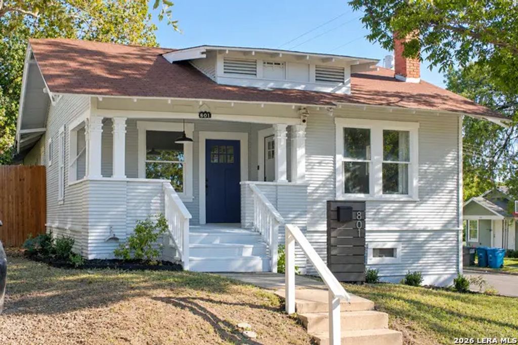 801 W Mistletoe Ave, San Antonio