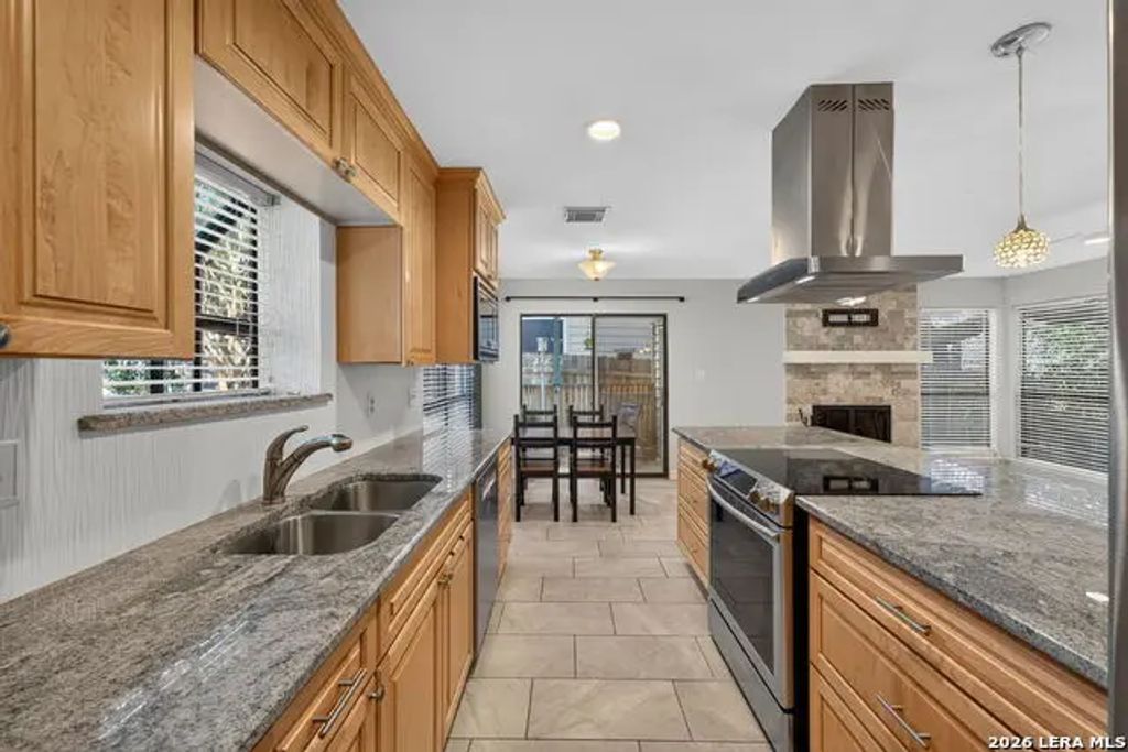 4839 Brandeis St 1114-k, San Antonio