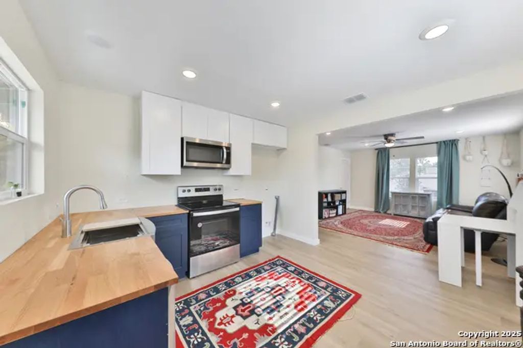 315 W Norwood Ct 1, San Antonio