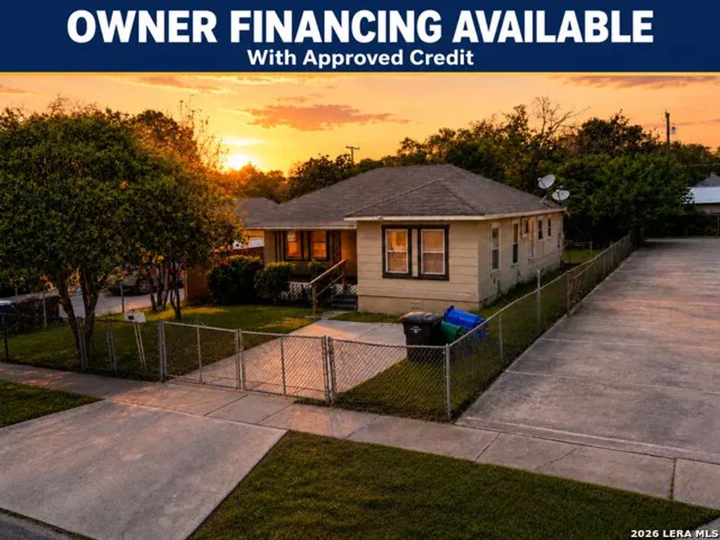 335 Hermitage Ct, San Antonio