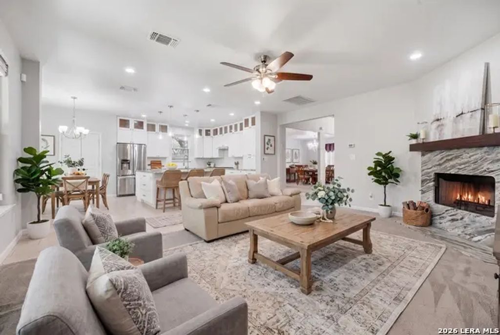 2854 Lakehills, San Antonio