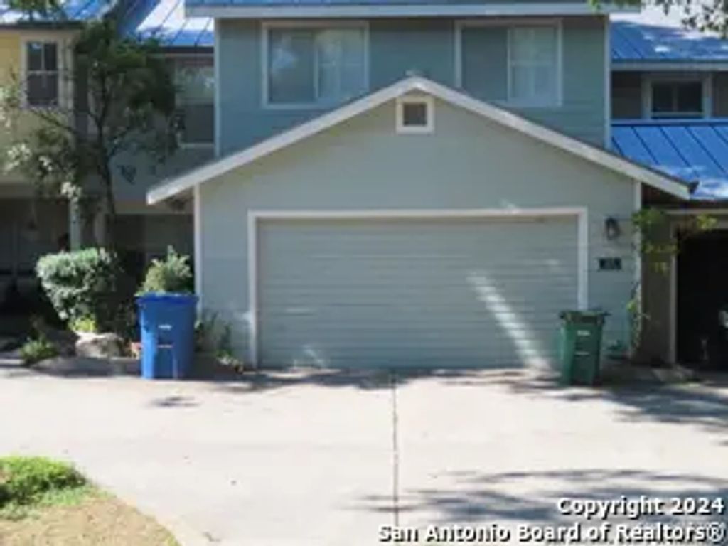 101 Crofton 202, San Antonio