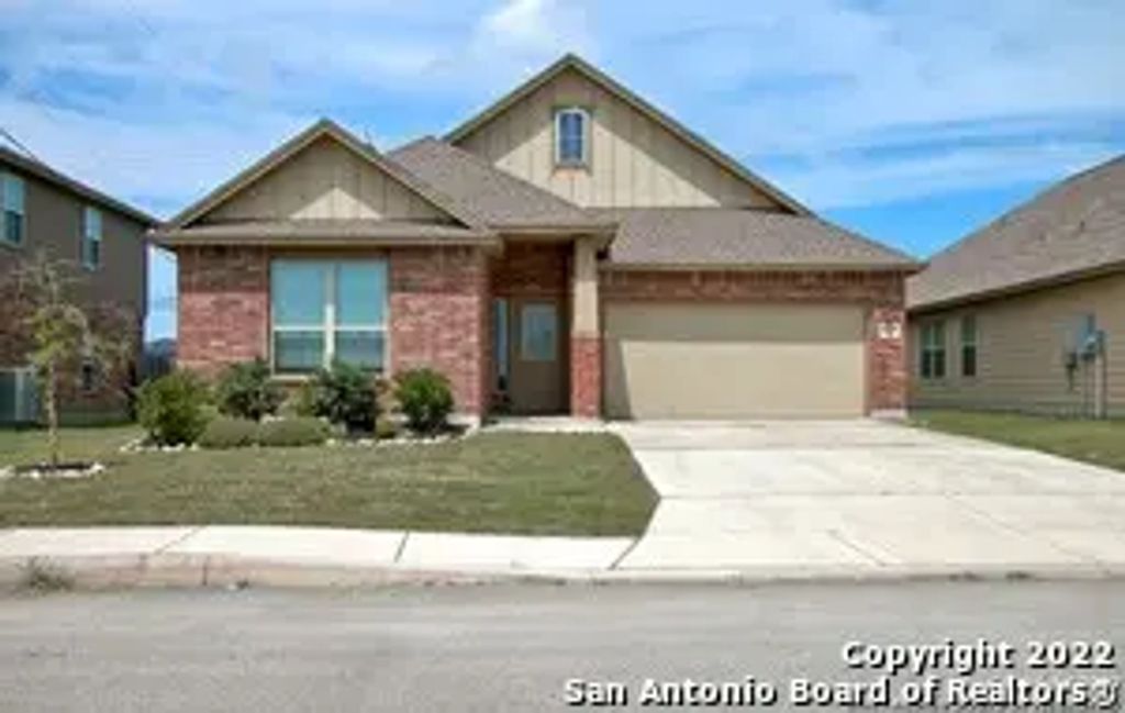 4315 Roundhay Park, Converse