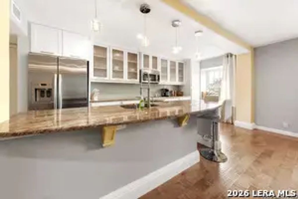 168 Barilla Pl B-205, San Antonio