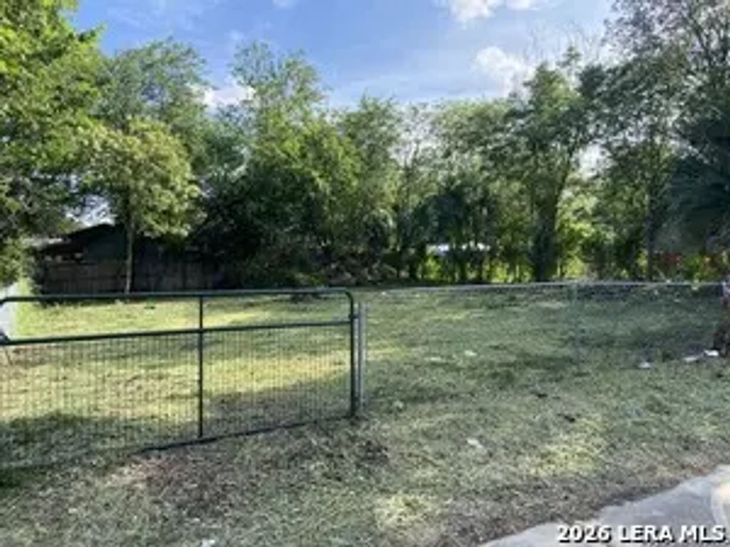 1204 Perez St, San Antonio