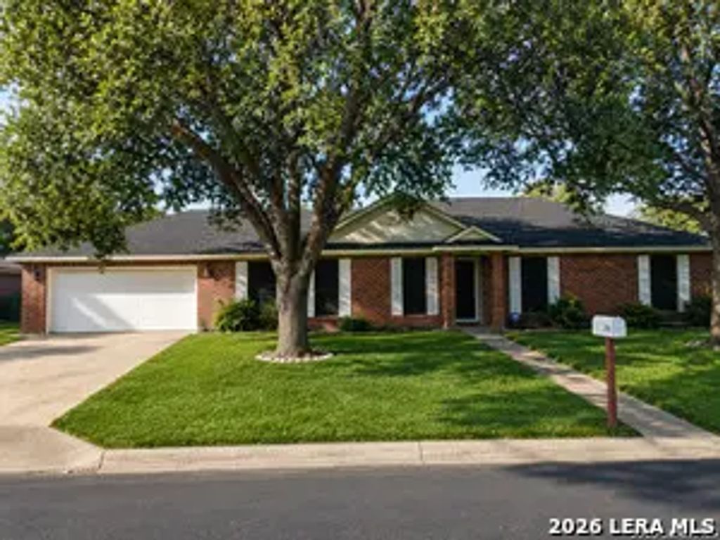 106 Weese Ln, Pleasanton