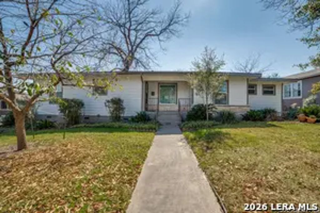 244 Halcyon Pl, Alamo Heights