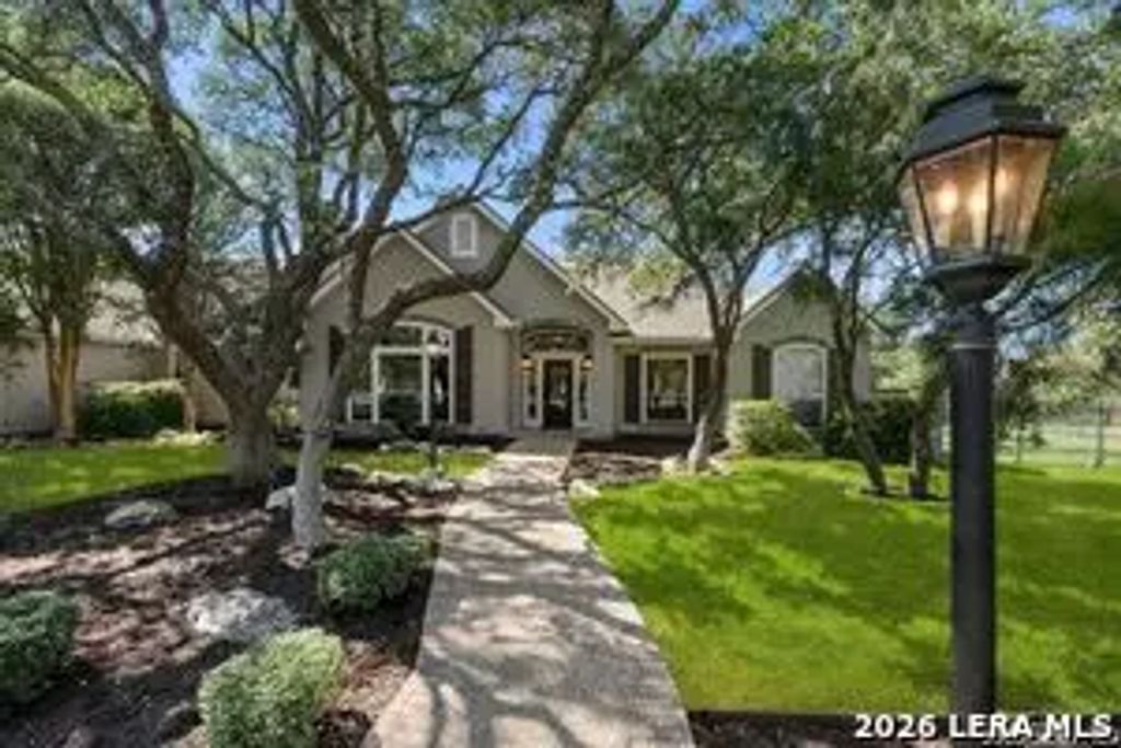 5 Remington Cir, San Antonio