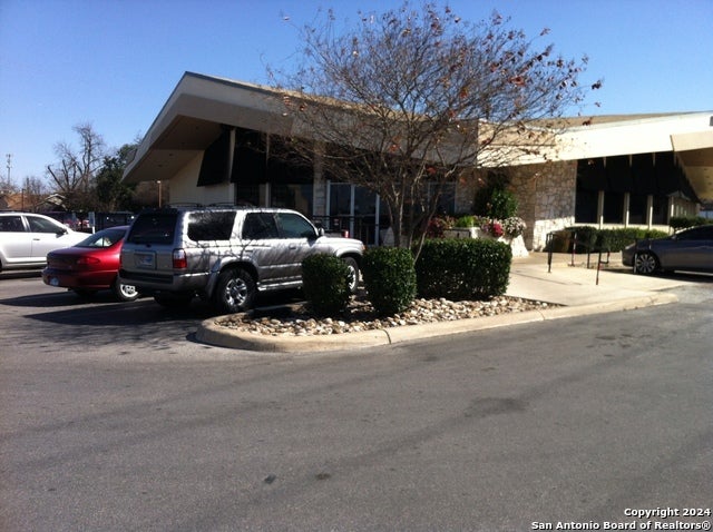 3400 San Pedro, San Antonio