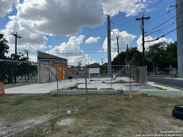 2102 S Presa St, San Antonio