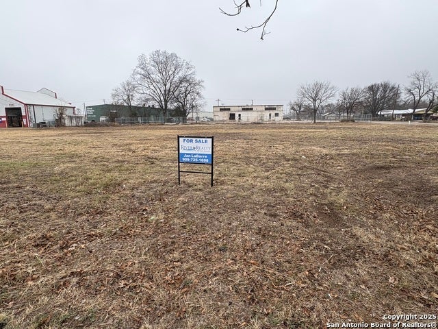 508 Clay St N, Kerrville