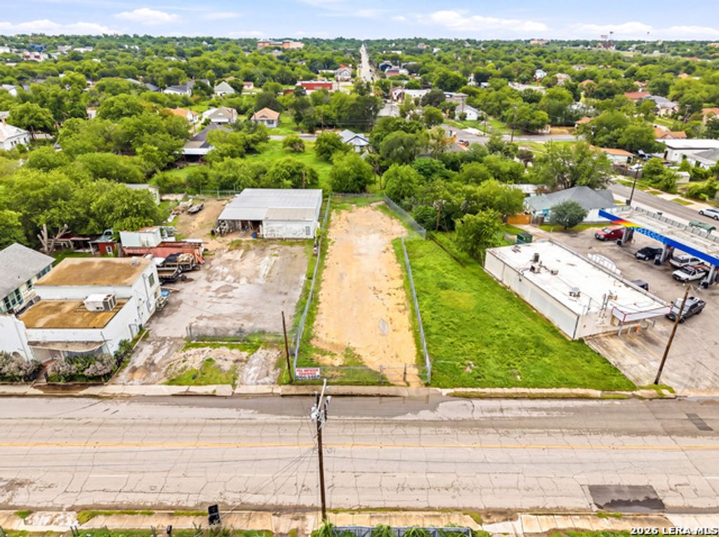 1222 S Hackberry Street, San Antonio