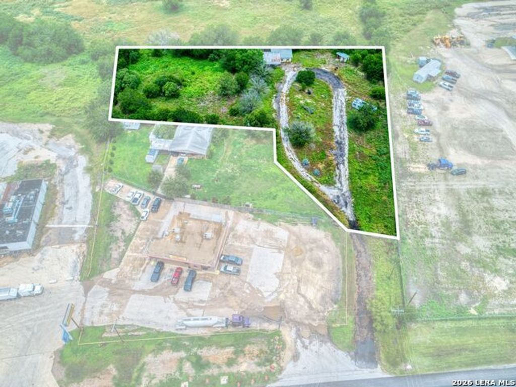 4518 E State Highway 97, Pleasanton