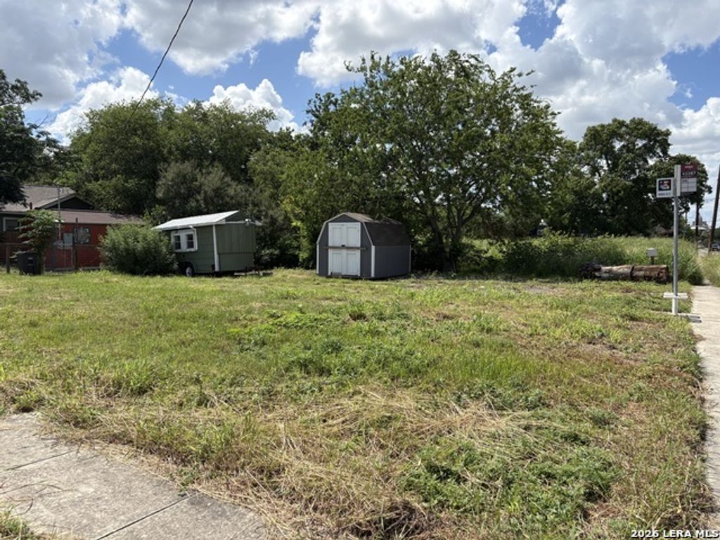 1707 S Presa, San Antonio