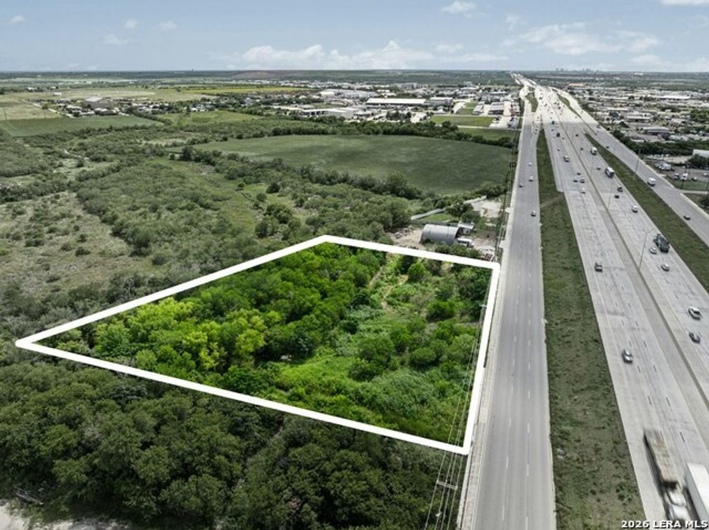 9380 Interstate 10 E, Converse